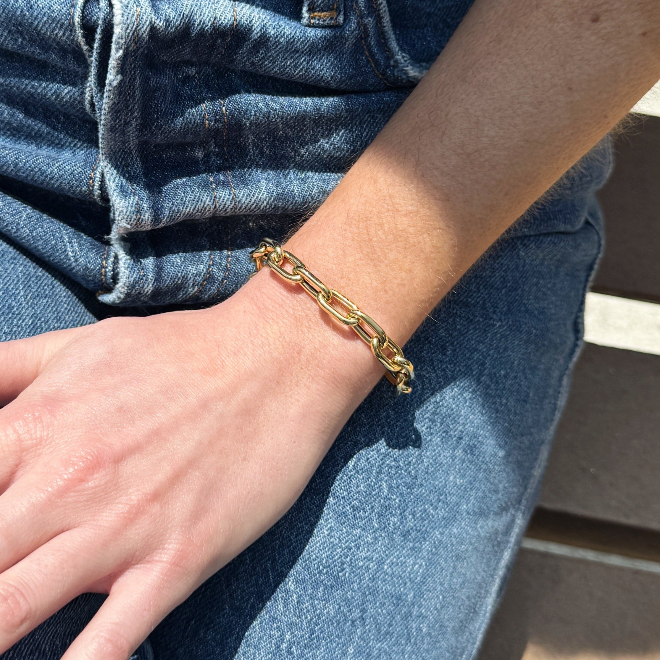 Oval Link Gold Bracelet-Bijoux Village Fine Jewellers