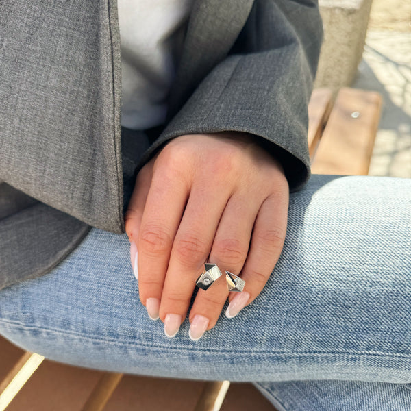 Geometric Diamond Band-Bijoux Village Fine Jewellers