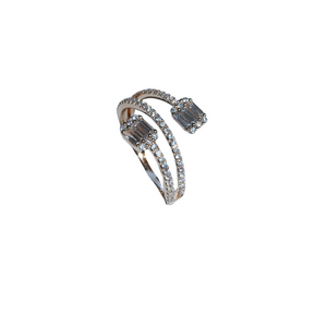 18 Karat Yellow Gold Ring with 1.61 CTs Natural Diamonds-rings-Bijoux Village Fine Jewellers