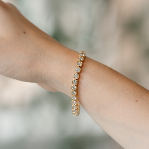 Golden Radiance Natural Diamond Tennis Bracelet-Diamond Bracelets-Bijoux Village Fine Jewellers