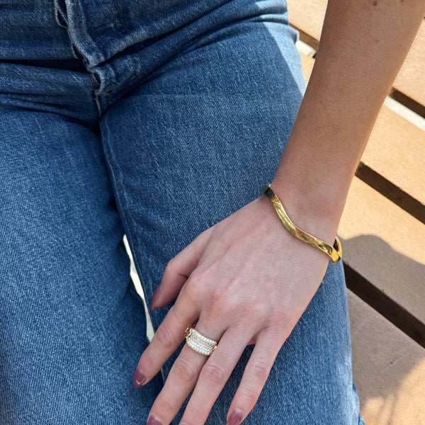 Sculpted Wave Bangle in 18K Yellow Gold-Bijoux Village Fine Jewellers