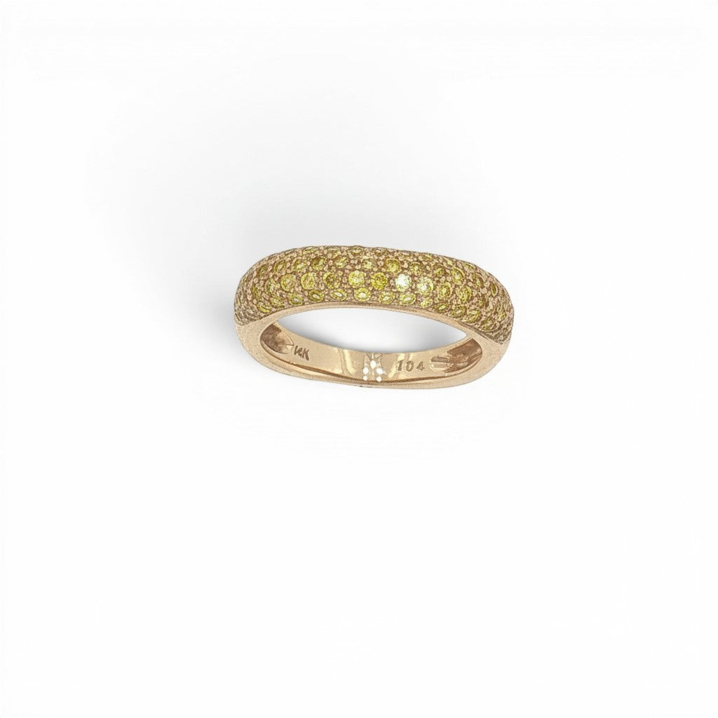 Bijoux Village Fine Jewellers 14K yellow gold pavé band ring featuring natural yellow sapphires in a polished finish.