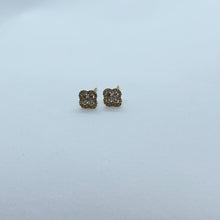 Load image into Gallery viewer, 18 Karat Yellow Gold Diamond Clover Studs (Pair)-earring-Bijoux Village Fine Jewellers
